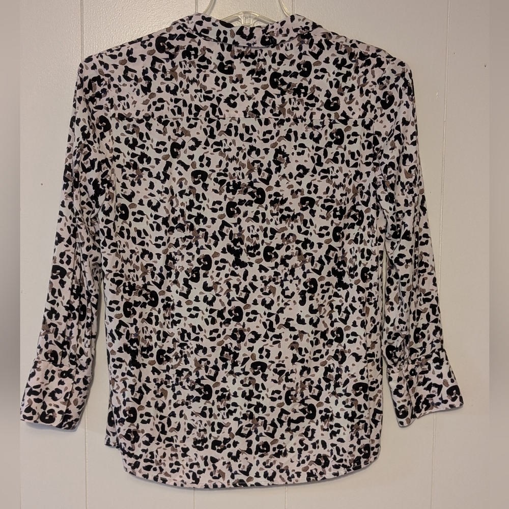 NIC+ZOE Women's Pink and Black Cheetah Print 3/4 Sleeve V Neck Blouse Size Small - Picture 2 of 8
